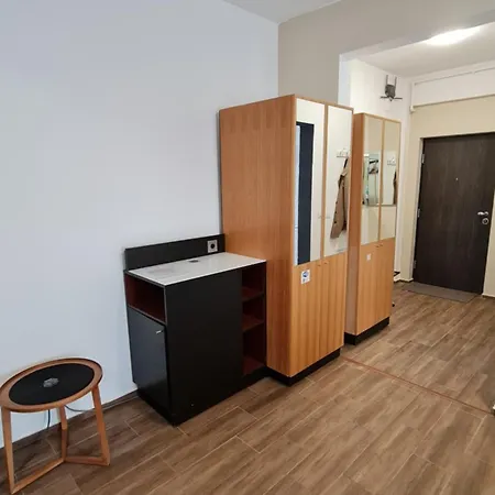 Jafar 1 - Modern 1Br Apartment With Balcony