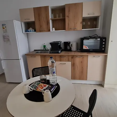 Appartamento Jafar 1 - Modern 1Br Apartment With Balcony