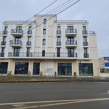 Appartamento Jafar 1 - Modern 1Br Apartment With Balcony