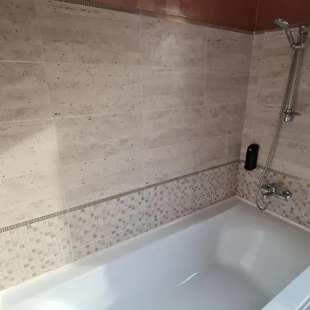 Jafar 1 - Modern 1Br Apartment With Balcony Appartamento *